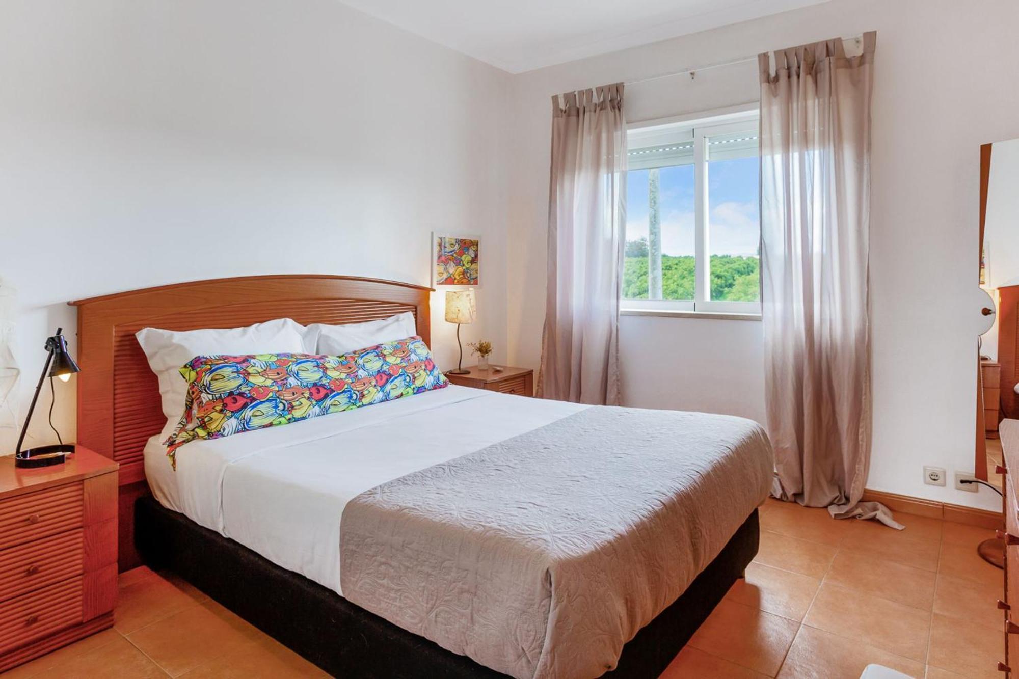 Golden 1 Bdr Flat W/ Balcony & Pool By Lovelystay Кабанаш-де-Тавіра Екстер'єр фото