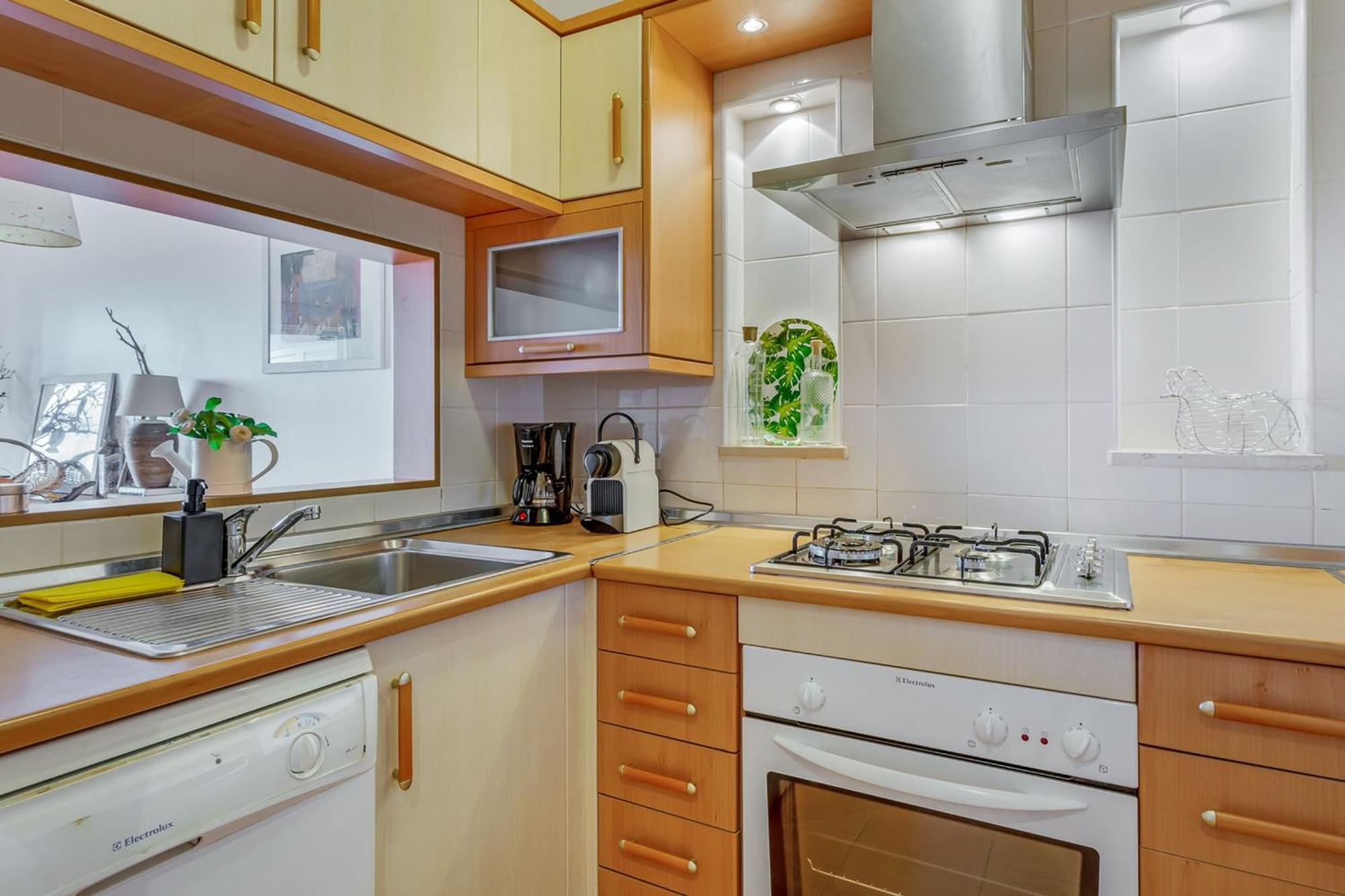 Golden 1 Bdr Flat W/ Balcony & Pool By Lovelystay Кабанаш-де-Тавіра Екстер'єр фото